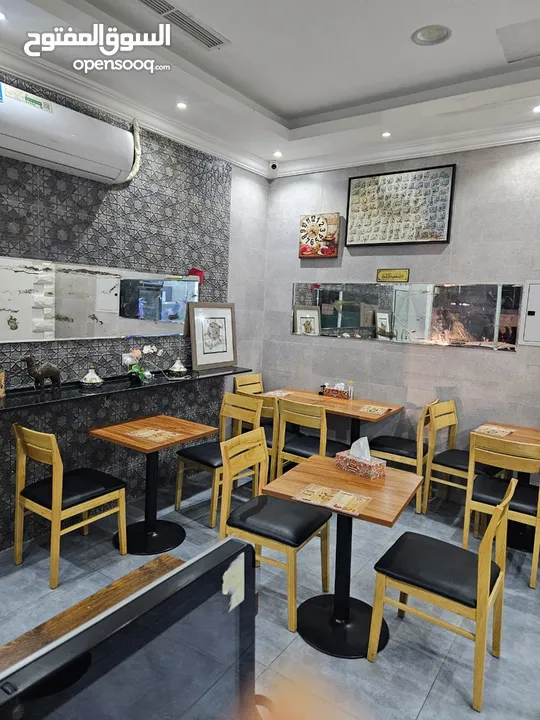 مطعم للبيع في عجمان النعيمية 2 شارع الملك فيصل