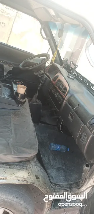 باص h100 موديل 2000 للبيع