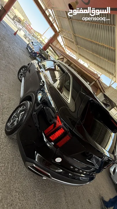 سعر بدون جمركKia sorento Hybrid 2021 ‏ سيارة لا زالت حرة