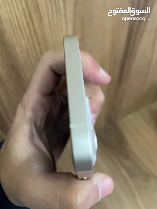 iPhone 13 (128 gb) 86%  أيفون 13 بطاريات عالية بحالة الوكالة   New apple airpods 4