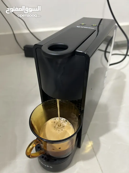 نسبرسو مينى ماكينة صنع القهوه  مع خافق الحليب