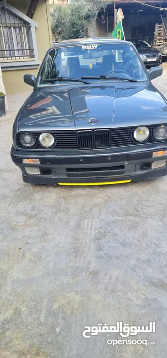 بي ام E30 مويل 1988