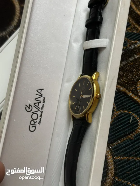 ساعة GROVANA اهداء ملكي لون مميز اسود