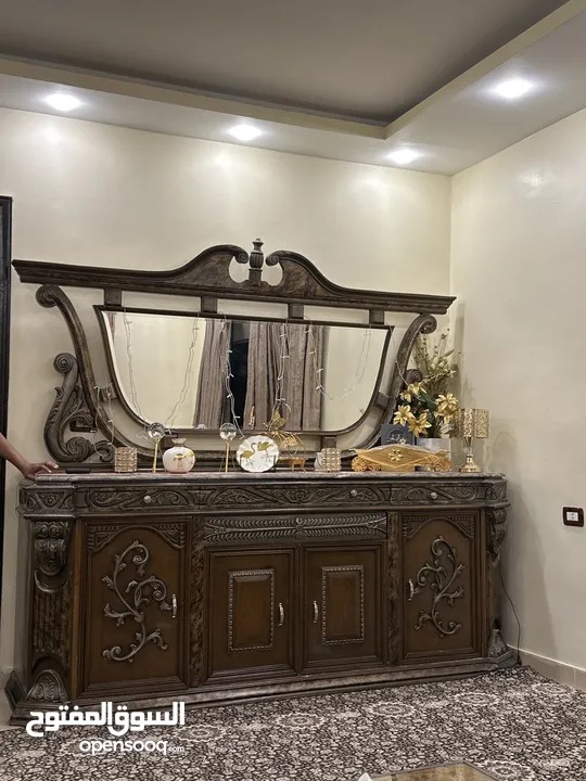 بوفيه غرفة استقبال