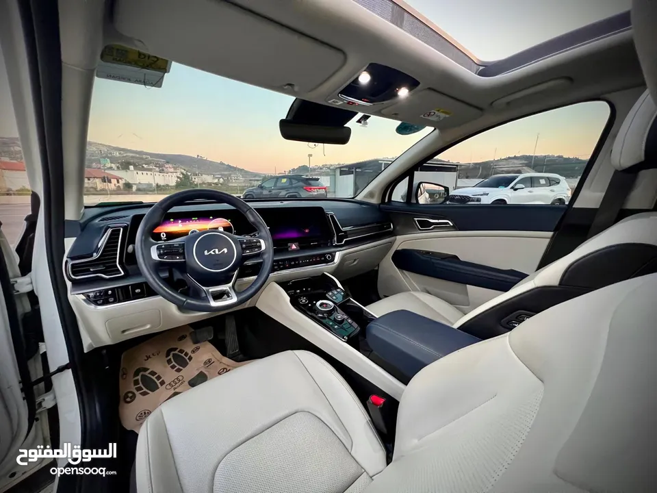كايا سبورتاج  2022 فل الفل فتحة سقف  2x4 ///240Hp بنزين + كهرباء  ( Haybrid) 1600cc