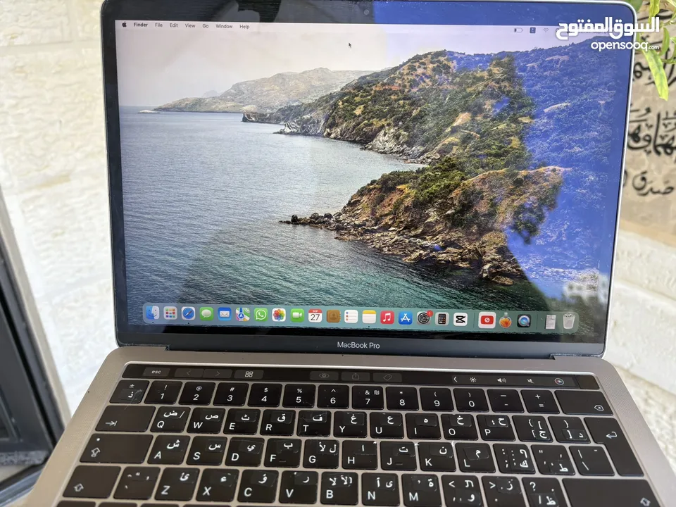 MacBook pro- للبيع بسعر ممتاز -2017