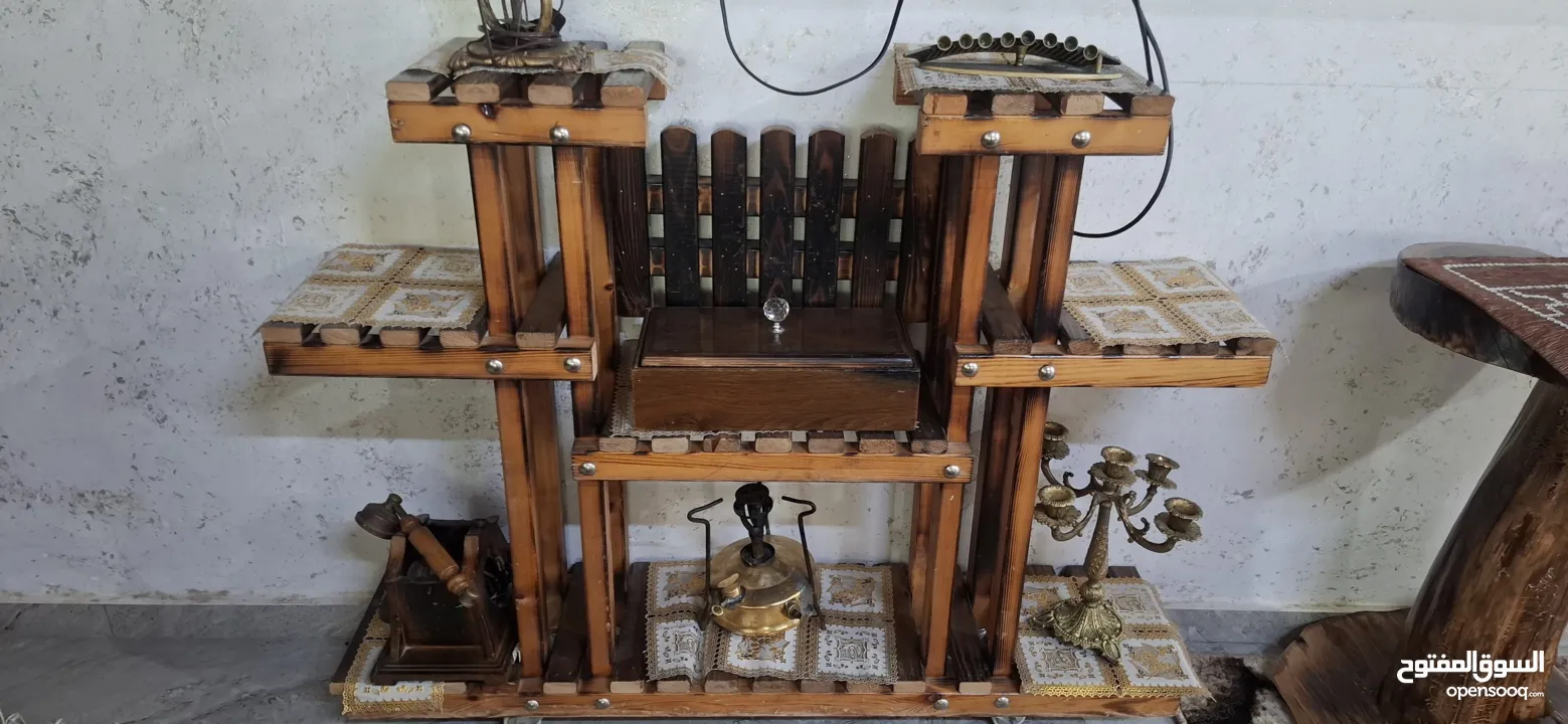 اكسسورات وتحف خشبيه