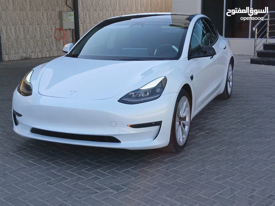 تسلا موديل 3 (2023) standard plus