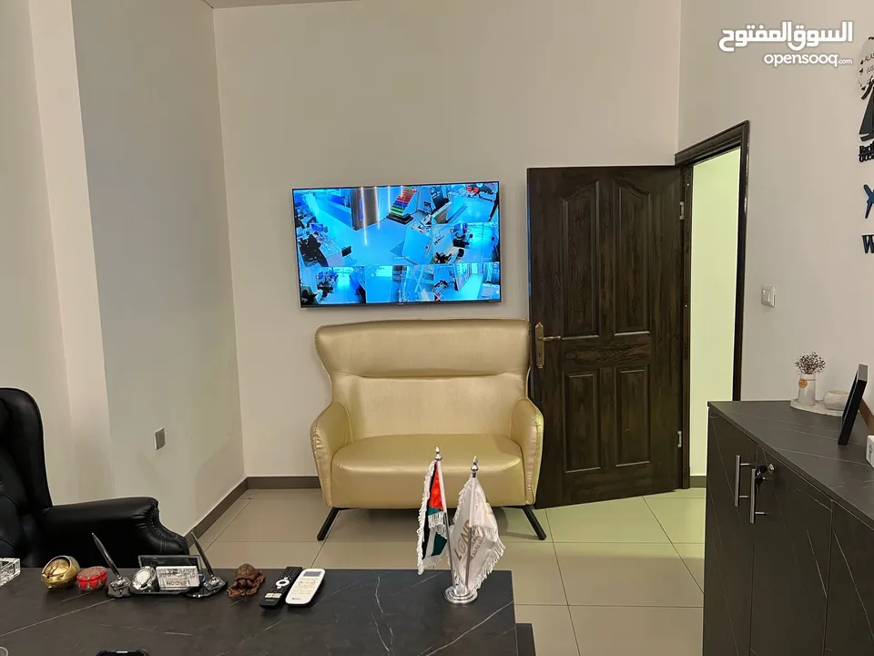 مكتب خلو للايجار بمساحة 350 متر طابقين شارع مكة