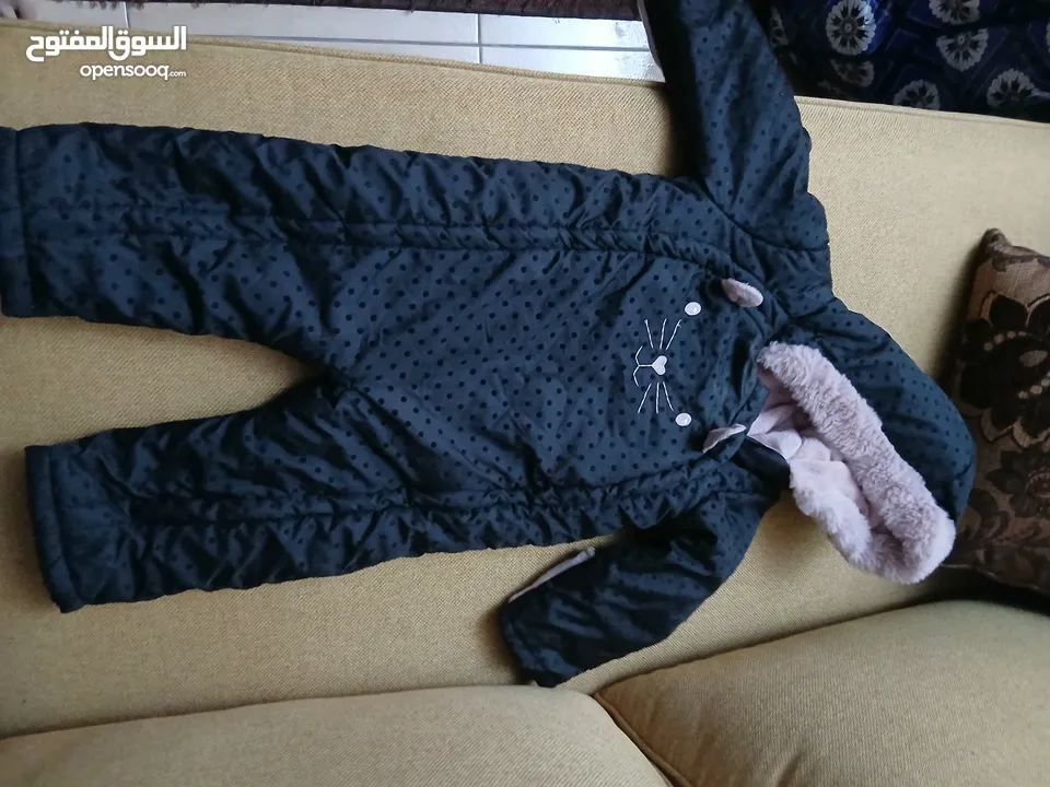 ملابس بناتي