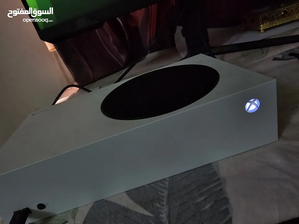 للبيع نظيف xbox s