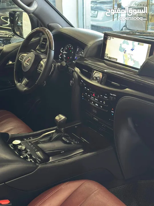 Lexus LX570 2019