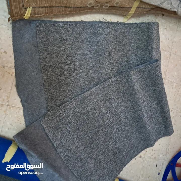 مجموعة سجاد وموكيت 10 قطع للبيع كوم اطوال واحجام مختلفة للبيع كامل