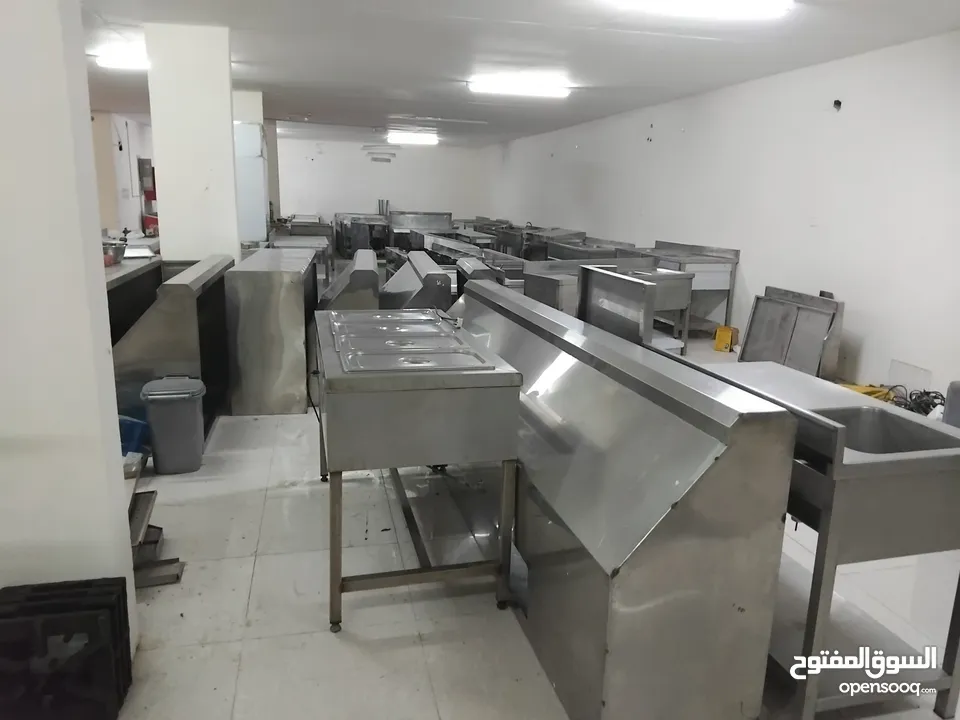 البيع ادوات المطاعم او المقاهي مستعمل او جديدة  we have Rasturant equipment for sale used and new