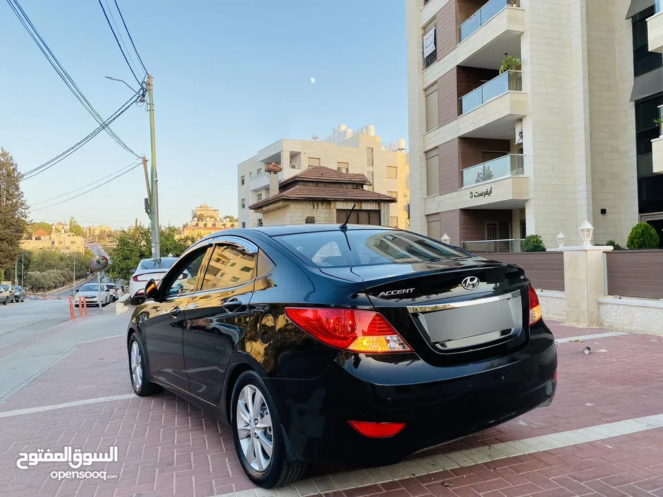 هونداي اكسنت 2017 ماتور 1600 فل اوتماتك الله يبارك لصااحب النصيب..