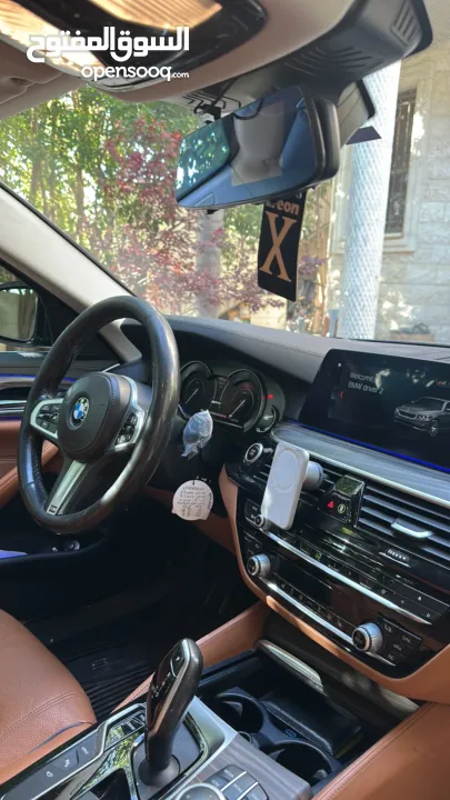 للبيع أو البدل  BMW 530e M 2019 فخامة الهايبرد بتجهيزات مميزة!