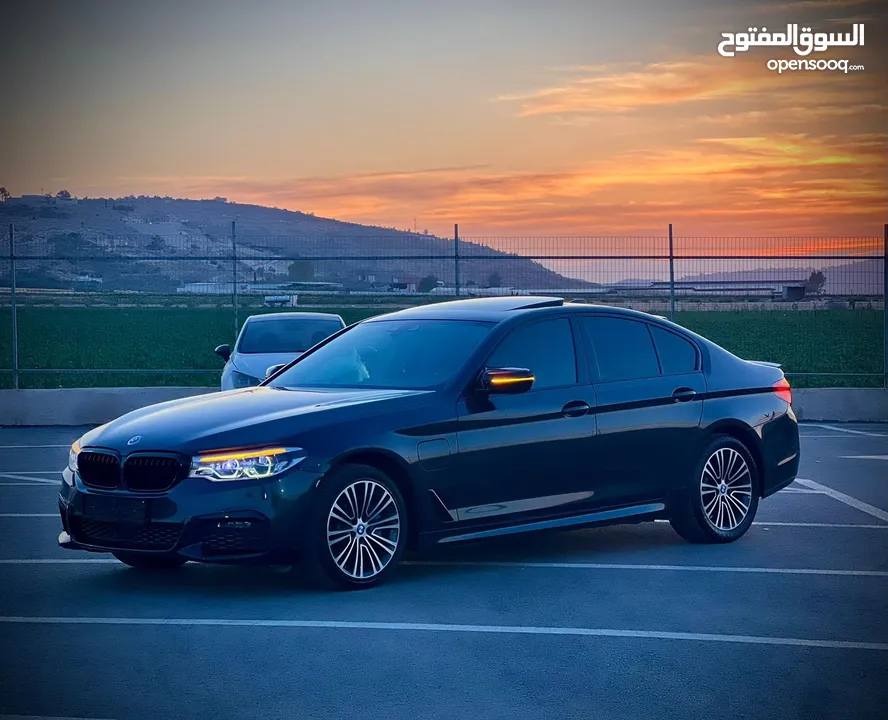 ‏530E   // 2019.            ‏ benzin  Plug In Hybrid (PLUG IN )  ‏ 297HP  Turb