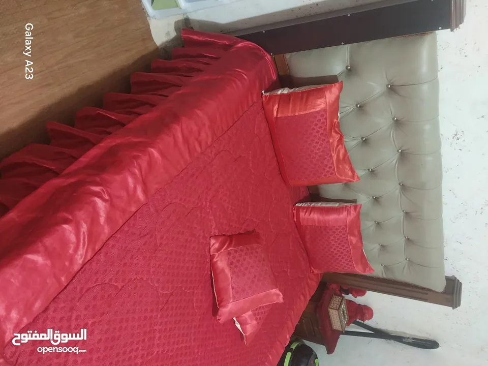 غرفة النوم للبيع