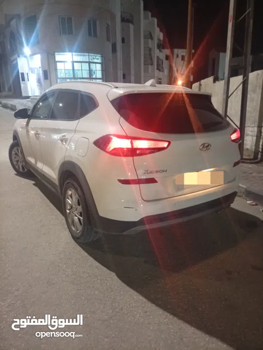 جيب توسان ابيض ترخيص 2020 سحب شركة فل اضافات باستثناء الفتحه عداد 39000 كم