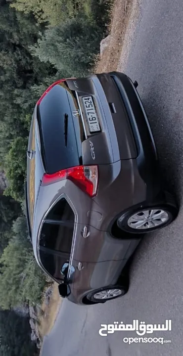 هوندا جيب CR-V فل كامل وفحص كامل 3 جيد وقصعه