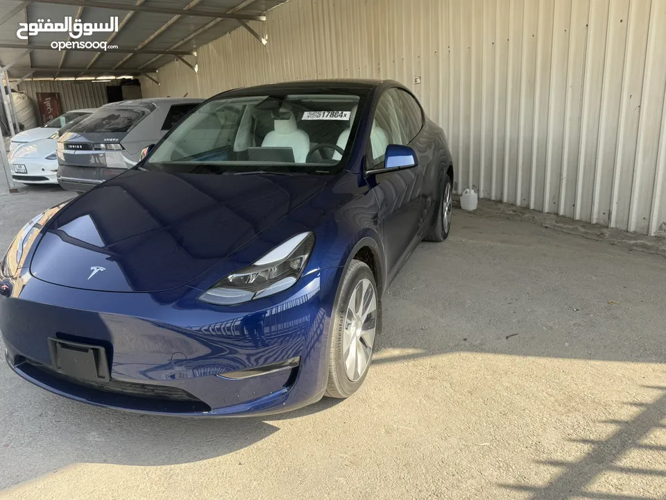 TESLA MODEL Y 2023 LONG-RANGE DUAL MOTOR