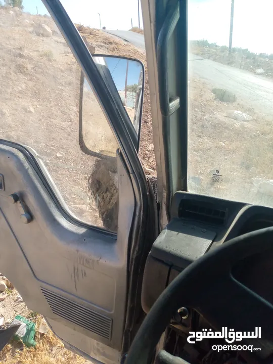 قلاب متسوبيشي كانتر