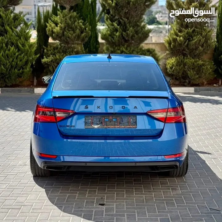 SKODA - SUPERB  ‎عداد المميز 50,000