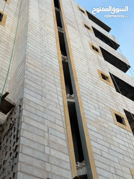 شقه للبيع مساحة 140م بإطلاله  مميزه