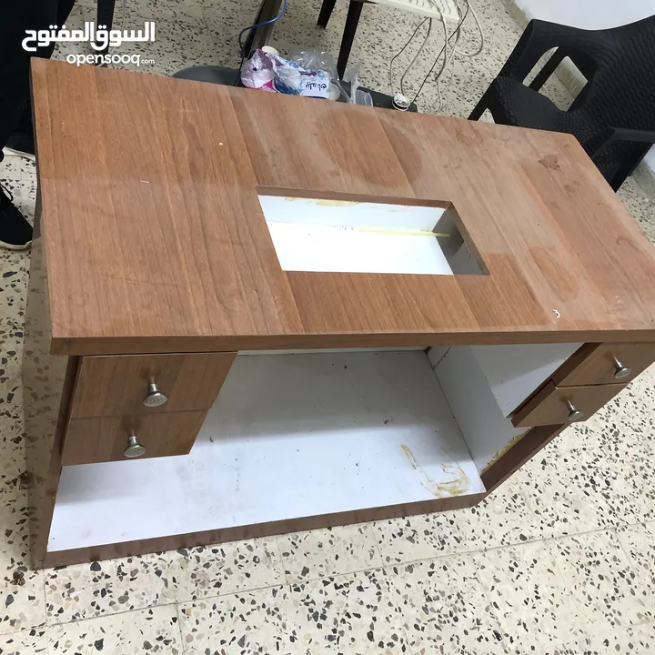 طاولة خياطة تفصيل للبيع