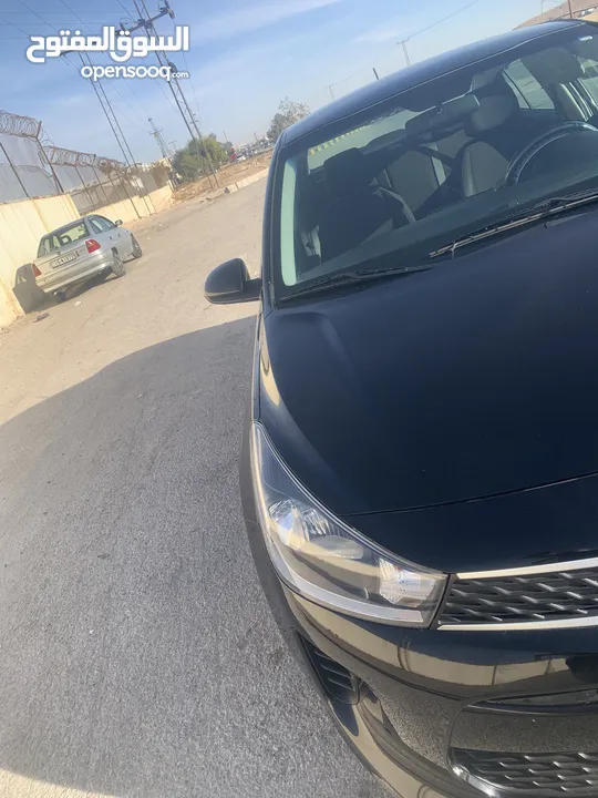 كيا ريو 2020  وارد امريكي محرك 1600 سي سي .. نظيفةً جدا ... اربعة جيد.. سبورت