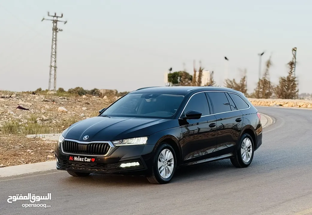 اوكتافيا 2021/20 بالنايلون منمرة من اربع شهور حررق سعرر 95.000 شيكل كاش و نهاائي