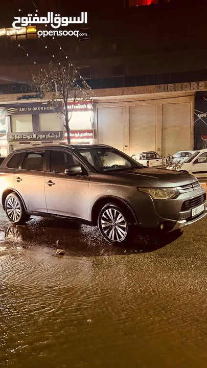 متسوبيشي اوتلاندر 2014 للبيع