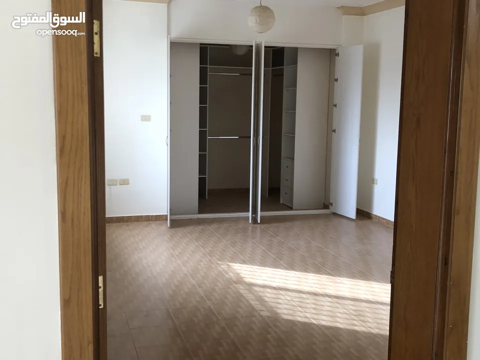 فيلا في عبدون للايجار  Villa For Rent At Abdoun