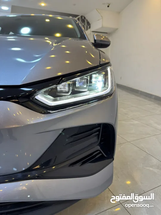 BYD E2 Luxury (2023)
