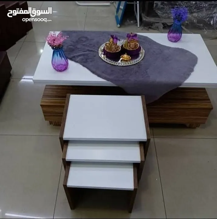 طاولات وسط مع سيرفس