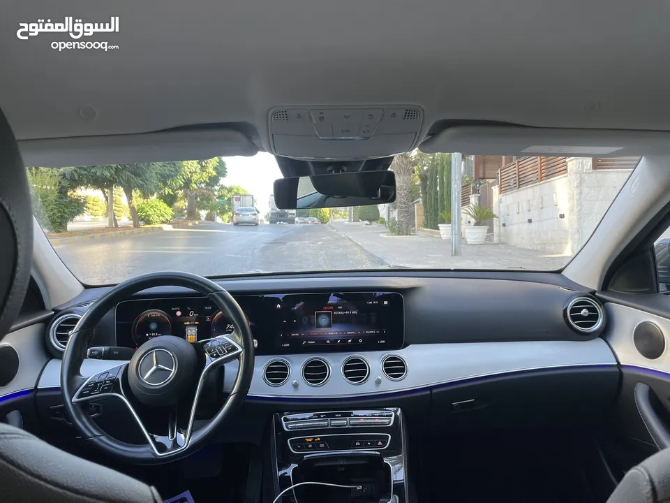 سيارة مرسيدس E200 لون فيراني مميز موديل 2021 بحالة الوكالة عداد 39،000 كيلو متر فقط