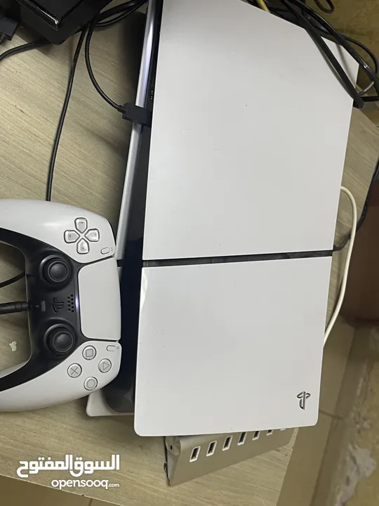 بلستشن 5 سلم مستعمل شبه جديد ولا خدشه عليه مع كول اوف ديوتي 6 مع ماوس جديد كيبورت جديد بي 2000شيكل