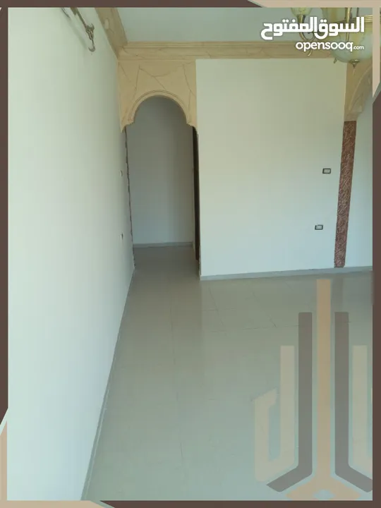 شقة طابق ثالث للبيع في عرجان بمساحة 150م