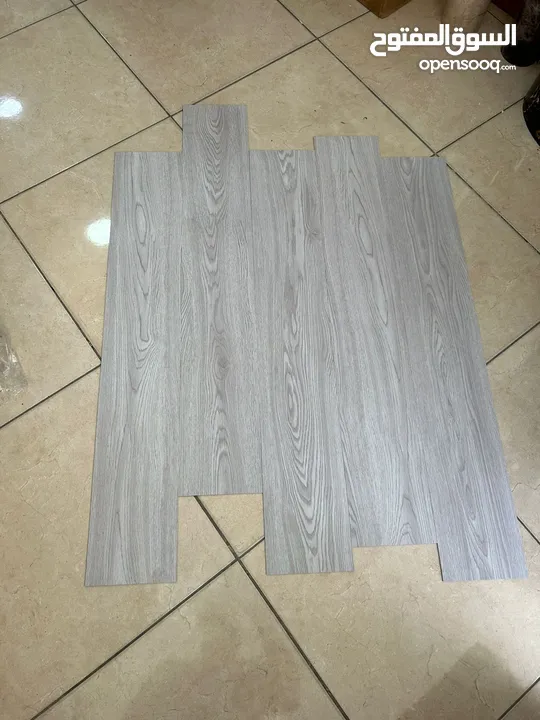 ارضيات pvc قياس 15سم في91بالوان متعدده متوفر اكتر من 200لون تواكب الوان عصريه متوفر الوان بني وسكني