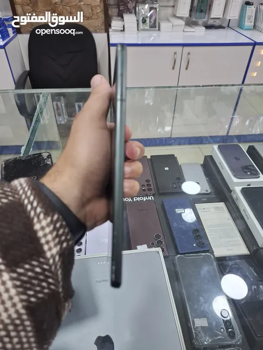 Samsung z fold 3 بسعر مميز جدا