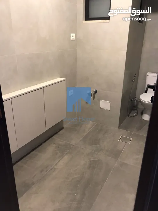 شقة طابقية فاخرة للبيع في الجندويل طابق اول 235م تشطيب سوبر ديلوكس لم تسكن