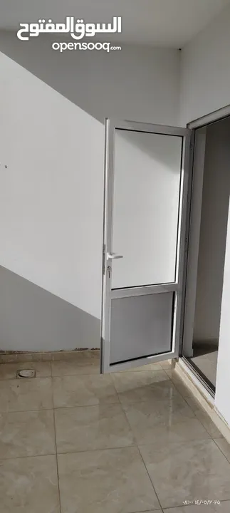 شقة جديدة للبيع في الزرقاء بسعر مغري ومنافس # كاش أو اقسااااط#
