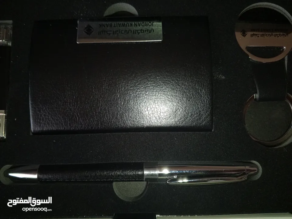 بكيج فاخر رجالي