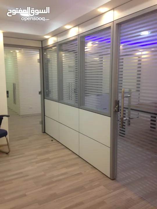 Used WILLIAMS office furniture and office FUTURE partition