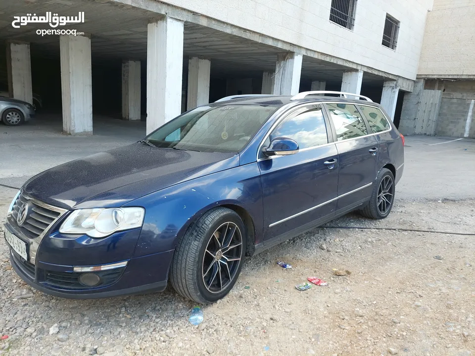 فولسفاجن باسات ستيشن 2009 5 ركاب واسعة في الداخل كذلك الديه كبيره