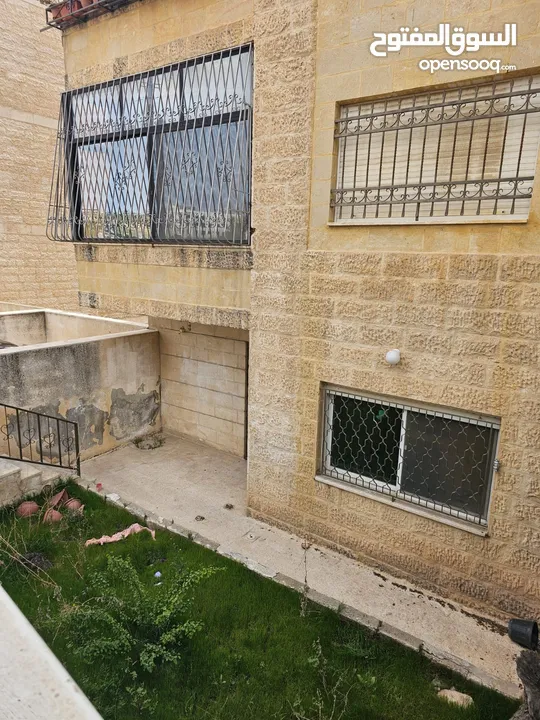 شقة للبيع بالقرب من جامعة العلوم التطبيقية من المالك مباشرة