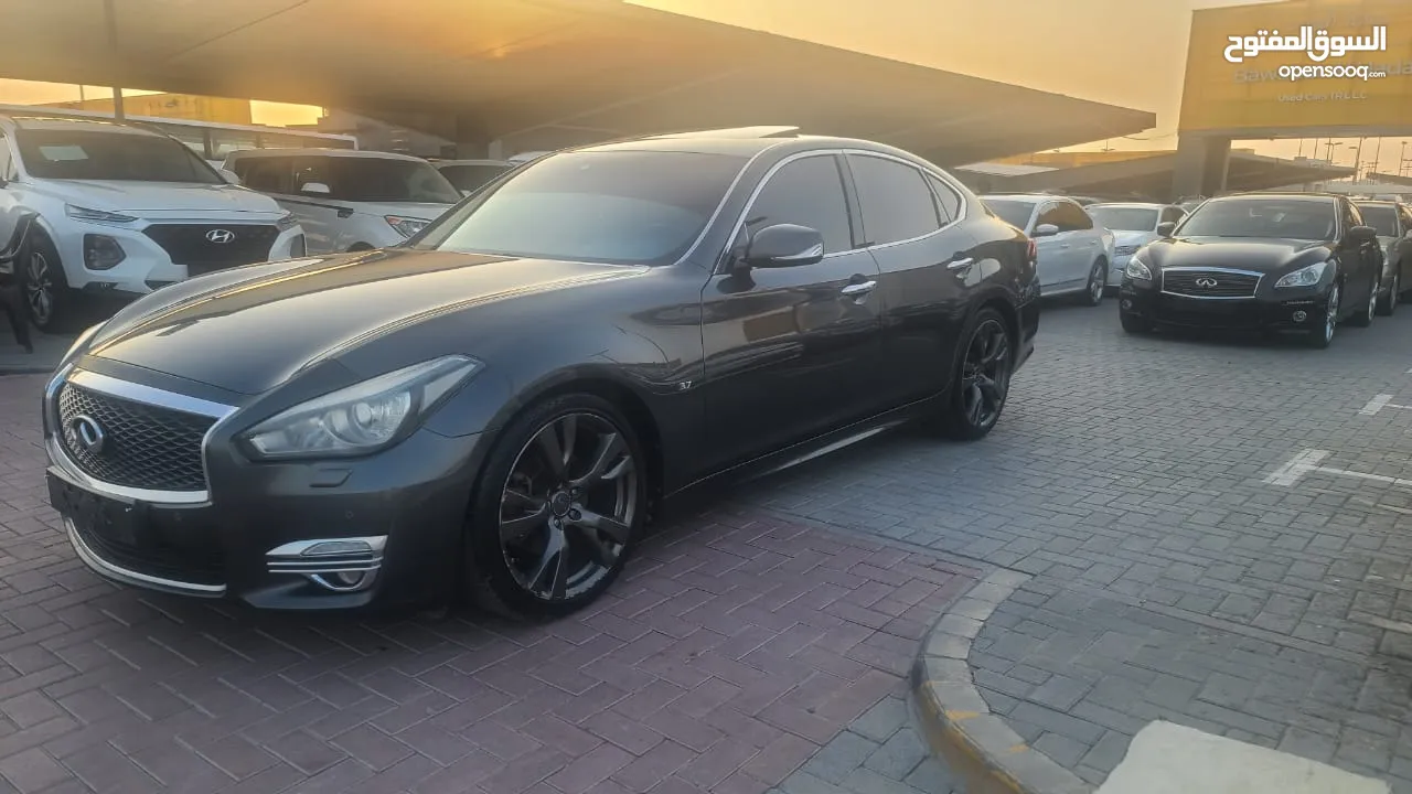 انفينتي Q70 للبيع