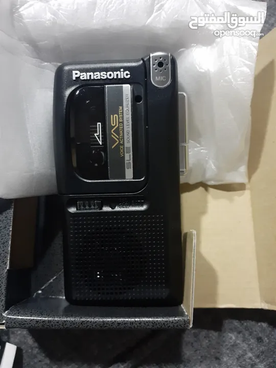 مسجل Panasonic صغير