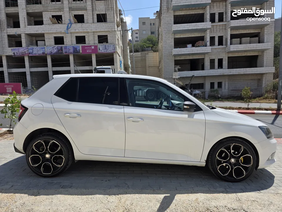 سكودا فابيا اوتومات بنزين ماتور 1200 تيربو ترخيص 2017