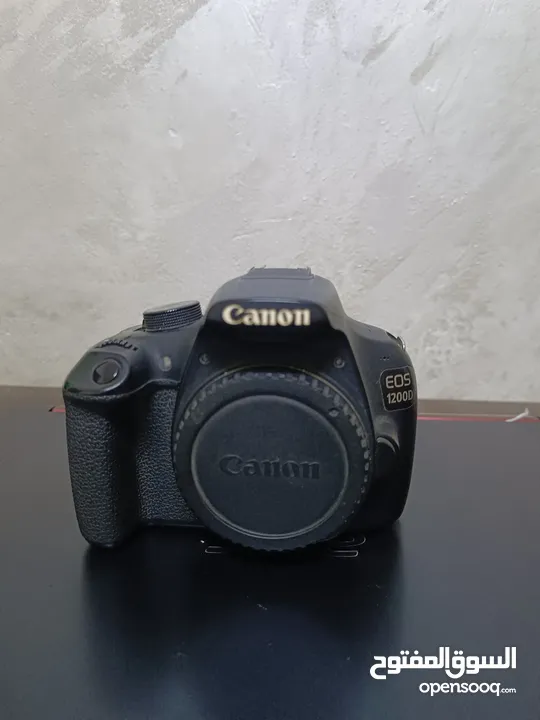 Canon 7D  Canon 1200D بحاله ممتازه